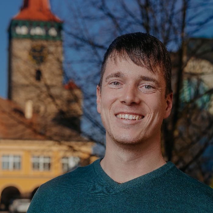 František Lhoták, technické zázemí